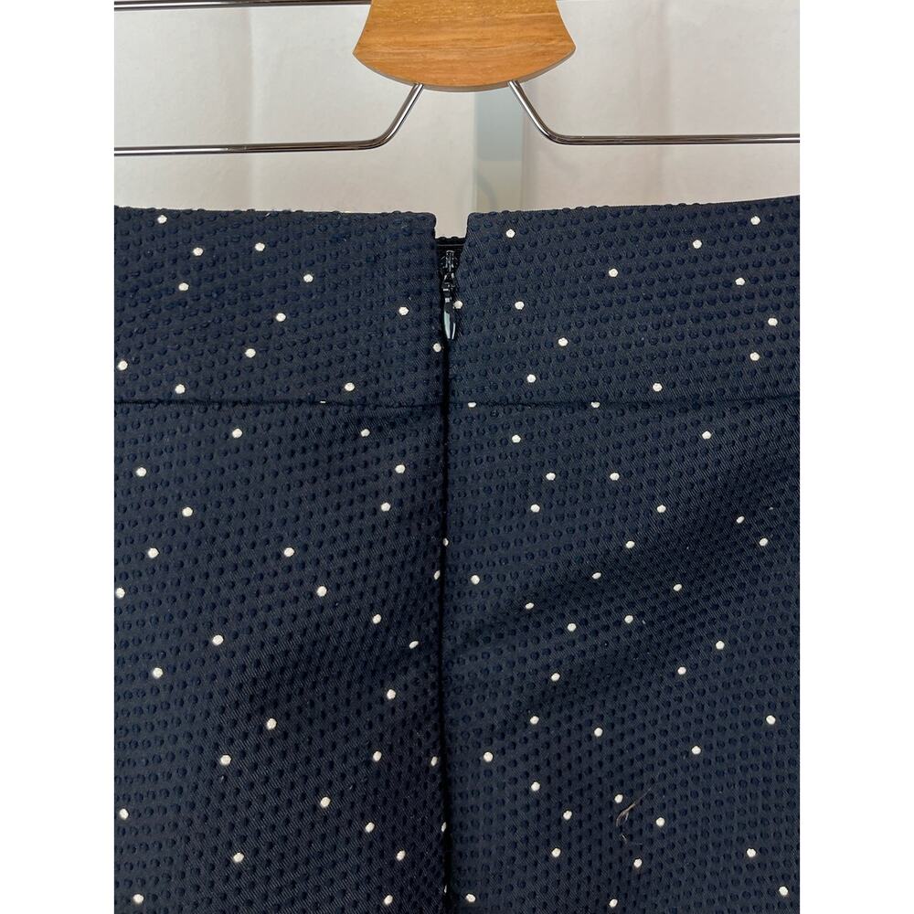 ANN TAYLOR Blue Sz 6 Dot Jacquard Skirt Textured Straight Above Knee Lined Navy - Picture 8 of 12